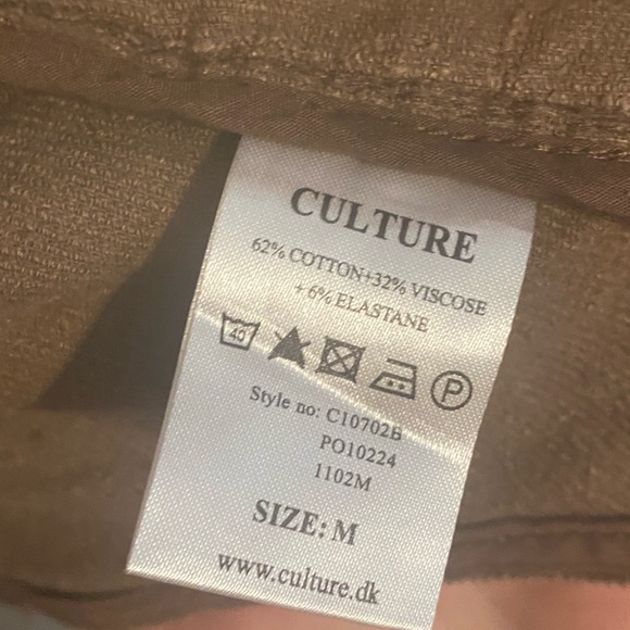 Thrifty Brown Vest - Picture 6 of 7